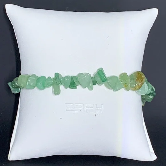 Dainty Green Chrysoprase Chip Bracelet - Picture 6 of 11